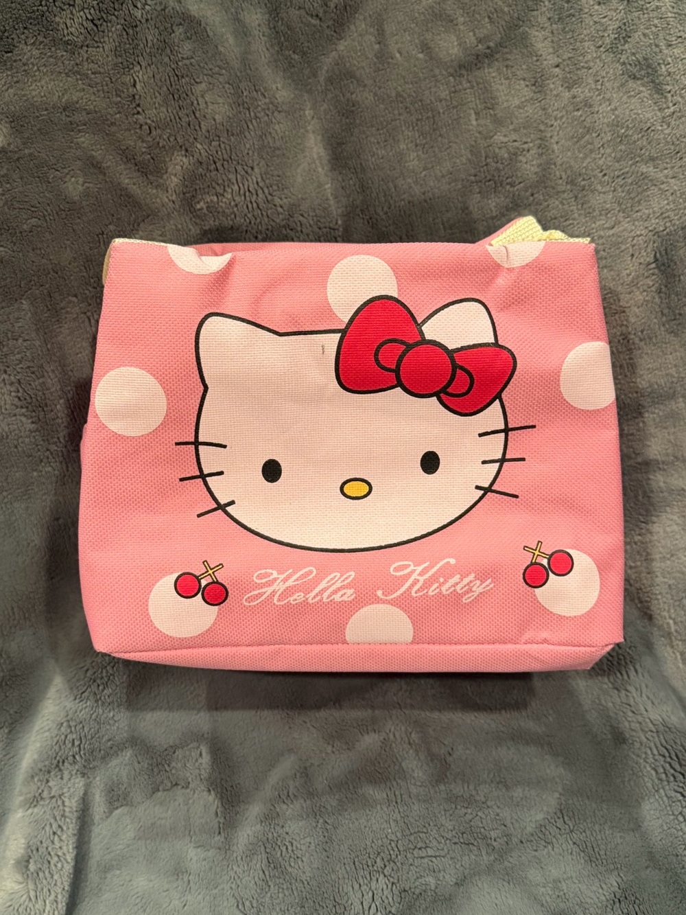 🩷🩷Sanrio MYSTERY BUNDLE w/ Pink Hello Kitty Insulated Lunch Bag
